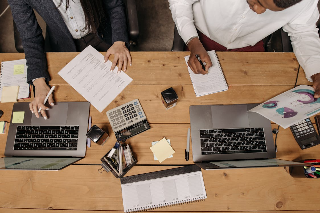 Top 7 All-in-One Work Management Tools for Business Efficiency