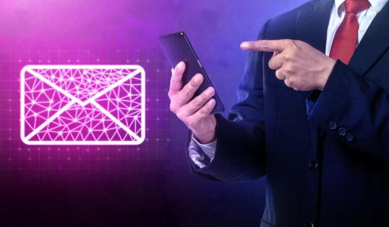 How to Use Klaviyo SMS and Email Together for Maximum ROI