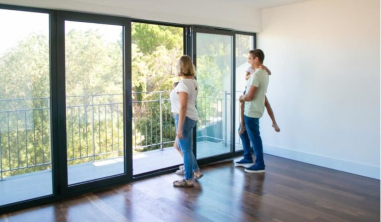 The Modern Homeowner’s Approach to Elegant Window Solutions The Modern Homeowner's Approach to Elegant Window Solutions