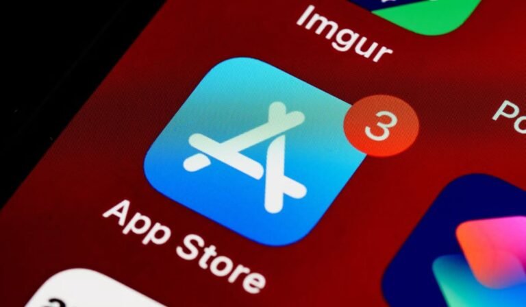 Time-Saving Superpower: How Mobile Apps Help People Save Time Every Day Time-Saving Superpower: How Mobile Apps Help People Save Time Every Day