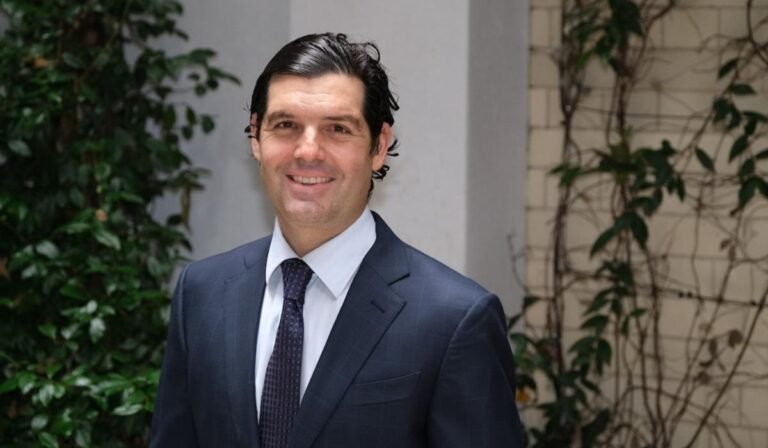 The Case Alejandro Betancourt López Makes for Running the Companies He Funds The Case Alejandro Betancourt López Makes for Running the Companies He Funds