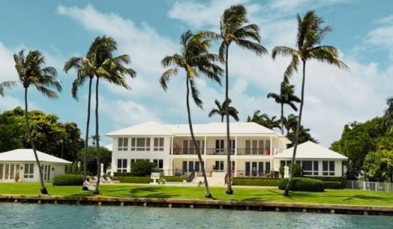 Who is Don Shula? Exploring His Legacy, Net Worth, and Iconic Home Who is Don Shula? Exploring His Legacy, Net Worth, and Iconic Home