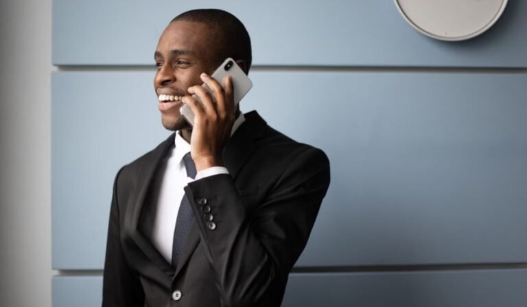 6 Things to Include in Professional Hold Messages 6 Things to Include in Professional Hold Messages